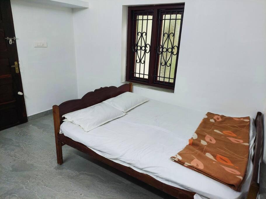 Forestay -3 BHK Villa Kochi Pallipuram Exteriör bild