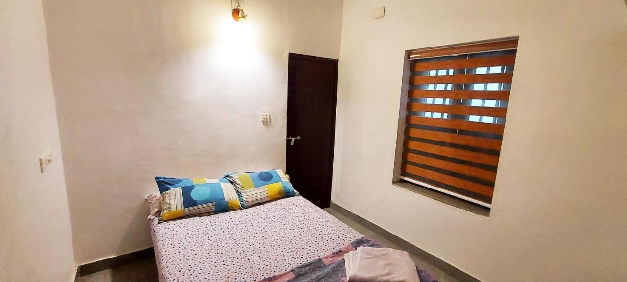 Forestay -3 BHK Villa Kochi Pallipuram Exteriör bild