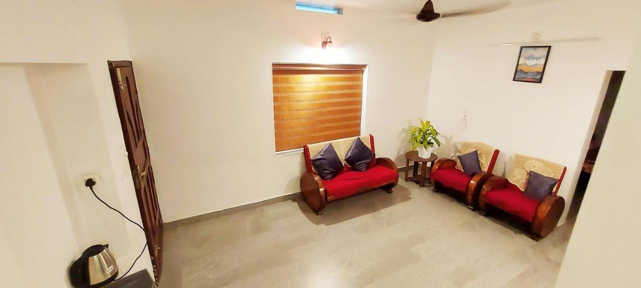 Forestay -3 BHK Villa Kochi Pallipuram Exteriör bild